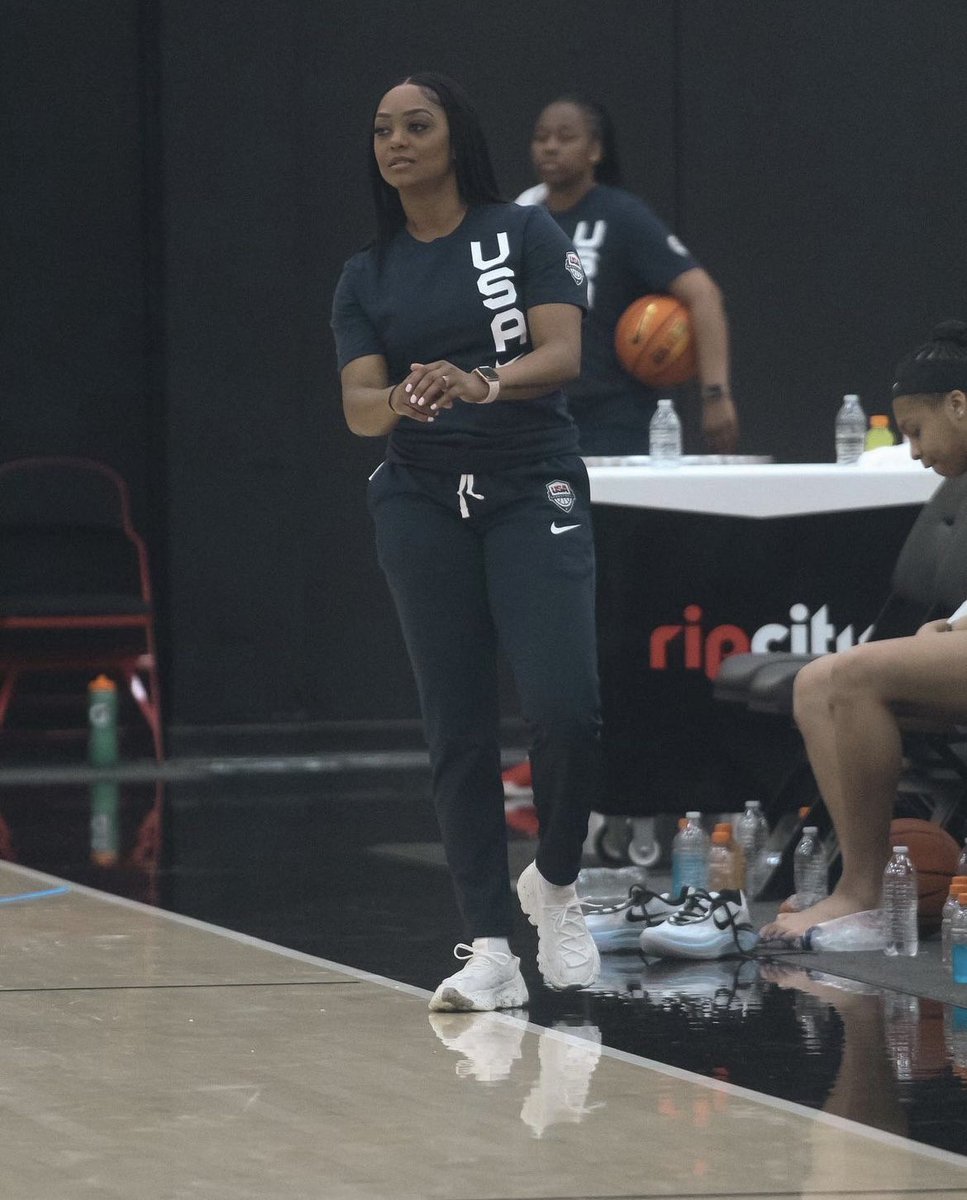 Special Jennings on Twitter "From winning the Geico National Championship 🏆🏆 to coaching USA