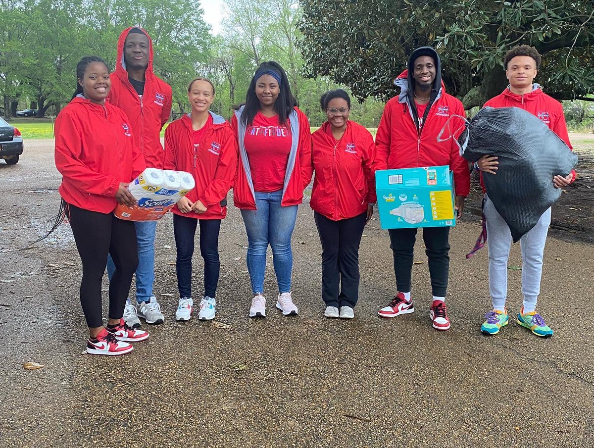 NWCCRecruiting's tweet photo. This Good Friday, some of the Pathfinders woke up early and delivered supplies to the Rolling Fork community. It was a great experience to work along side other volunteers as we helped our state in this small way.
#CCMonth #PathfindersTakeAction https://t.co/P3HCGBeKKS