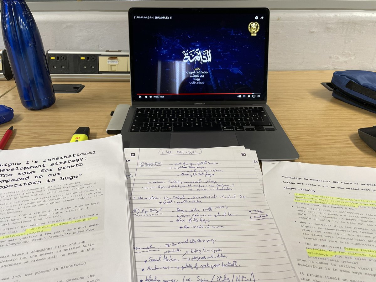 Liverpool, 22H37. 
Moi, essayant de travailler sur une stratégie de développement international de la <a href="/ligaportugal/">Liga Portugal</a> 😂
#eddama