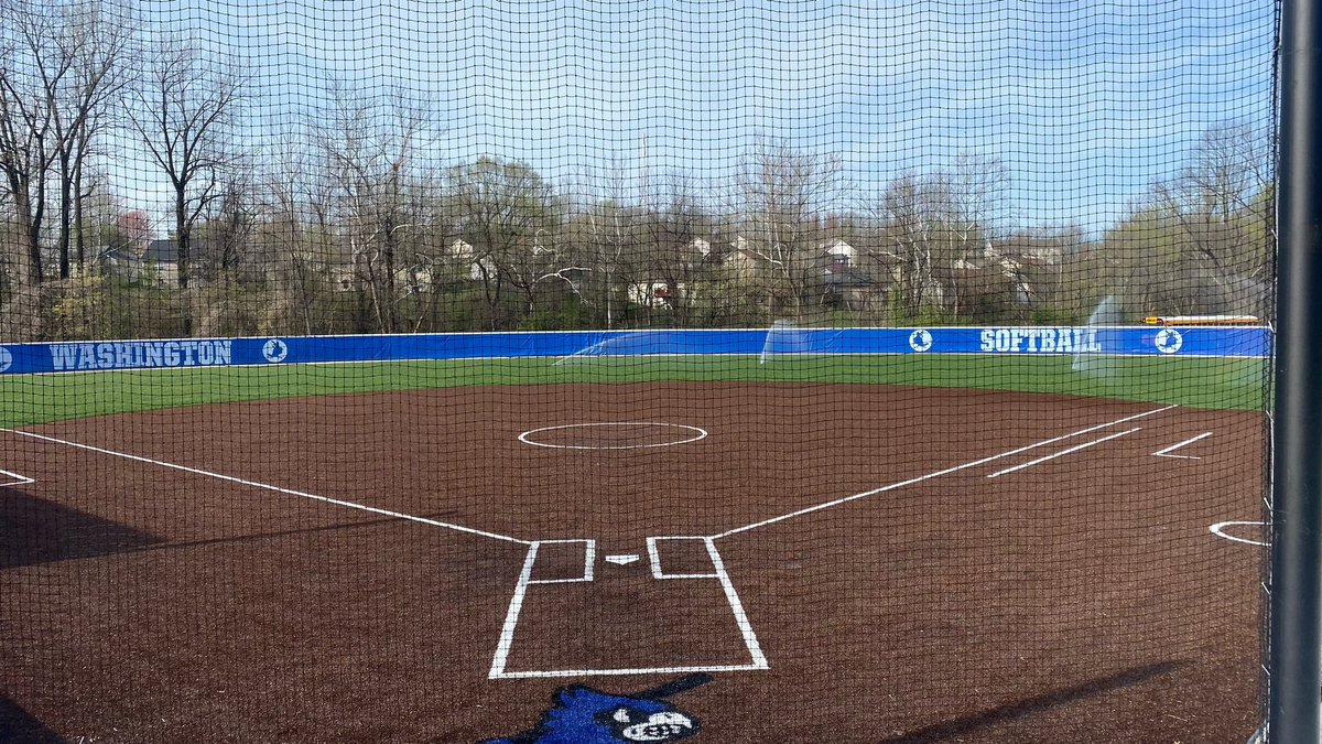 Fortunate to play at another beautiful turf facility at Washington today. Turf IF on both the softball and baseball fields. <a href="/FZSchools/">FortZumwaltSchools</a> <a href="/fzwactivities/">FZW Activities</a> 

VERY Well done <a href="/SDofWashington/">Washington Schools</a> <a href="/CoachGoughWHS/">Coach Gough</a> <a href="/WHSBlueJays/">Blue Jay Athletics</a>