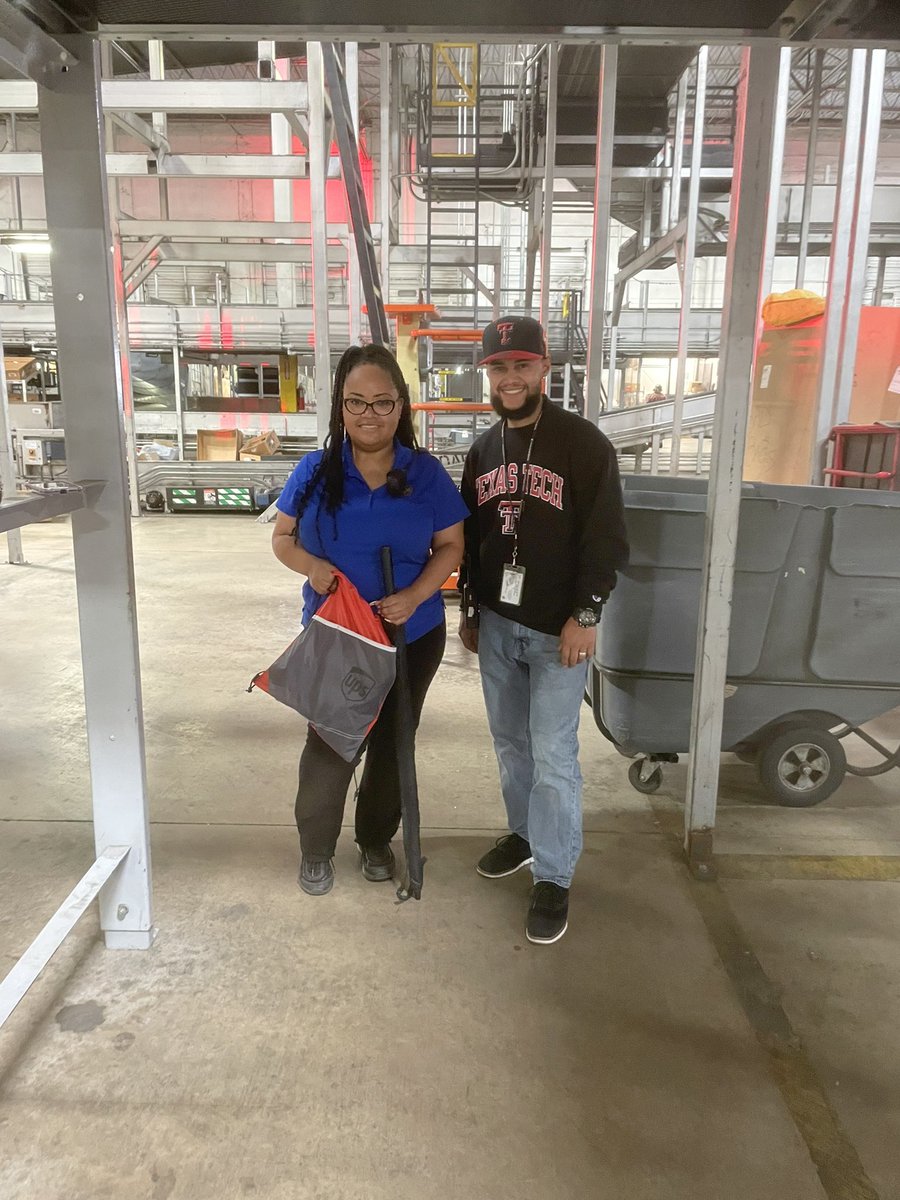 Happy Birthday to our <a href="/UPSers/">UPSers</a> supervisor Ashlyn! We hope you have an amazing Birthday🎉🥳🎈 <a href="/UPS/">UPS</a> <a href="/bigtymer504/">E.J.⚜</a> #deliverwhatmatters