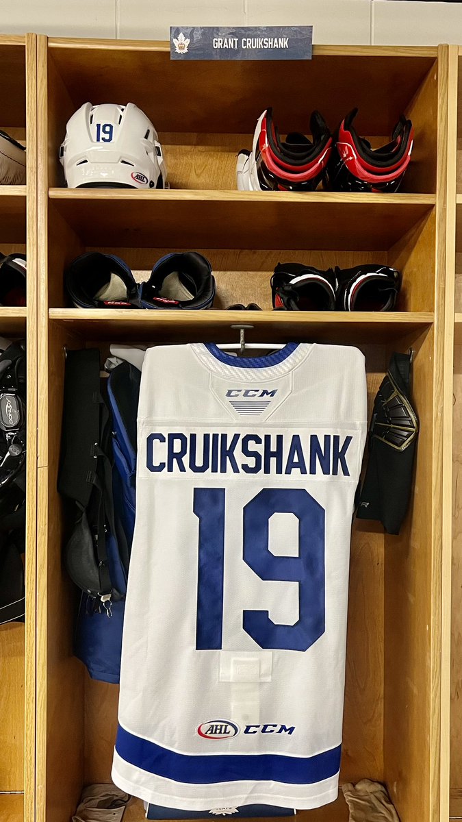 Double debut tonight 👀