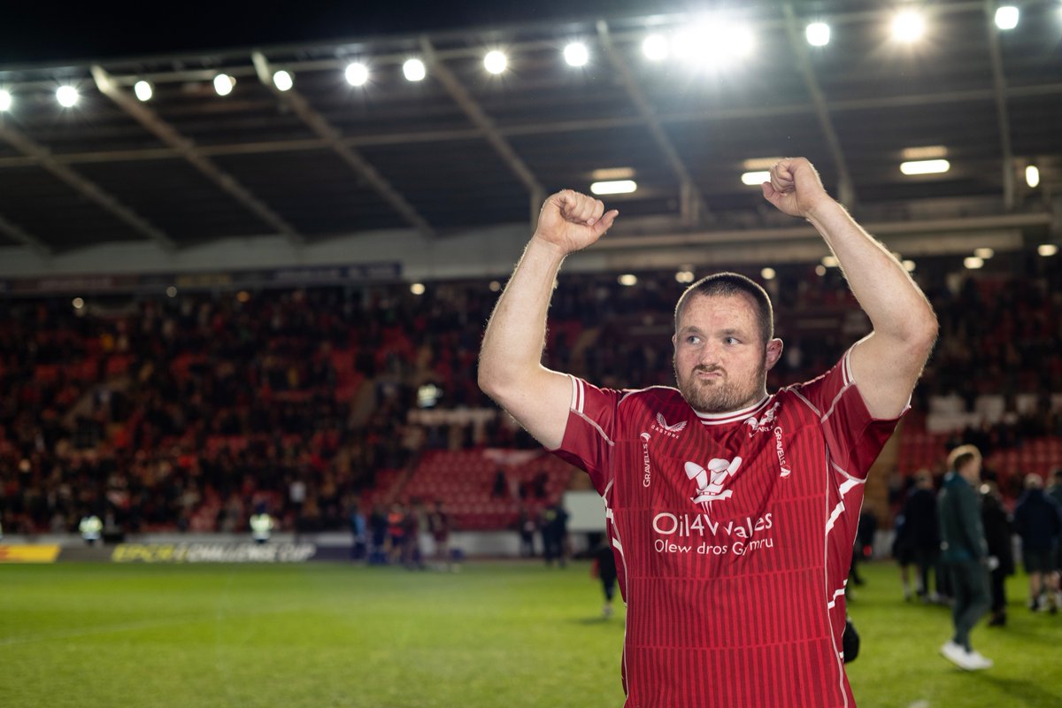 scarlets_rugby's tweet photo. What it means

Dyma beth mae'n golygu i ni

Balch ❤️

#SCAvASM #YmaOHyd https://t.co/6uP93w9C7Z