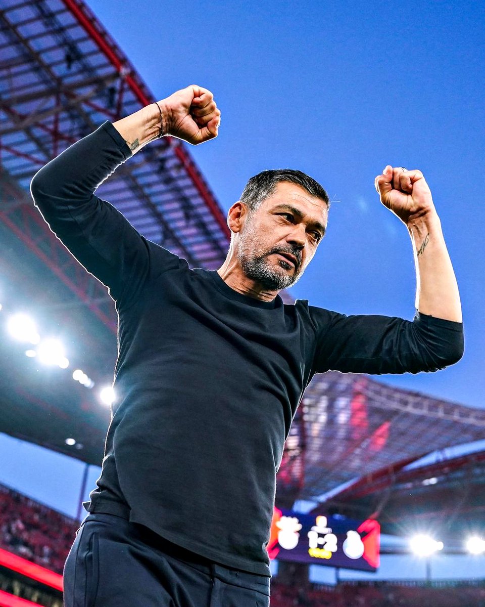 Porto de Sérgio Conceição em jogos grandes:

▫️ 10V, 3E, 3D em 16 jogos contra o Benfica
▫️ 10V, 9E, 2D em 21 jogos contra o Sporting

Masterclass.