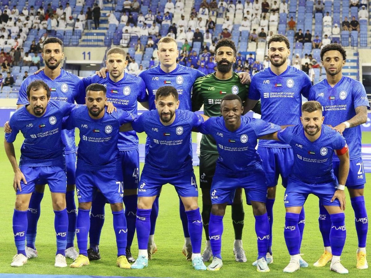 abdullah_miran7's tweet photo. لحظات الإنكسار ، والإخفاق ، خيبة الأمل والنهاية غصّة ، كالشوكة في فم العصفور، 
الخسارة لاتنعي الفشل ، لاتعني نهاية المطاف ، والفوز لا يعني النجاح ، الإصرار  على الفوز هو النجاح 
شكراً رجال العميد💙 https://t.co/r9NHfZ2jWu