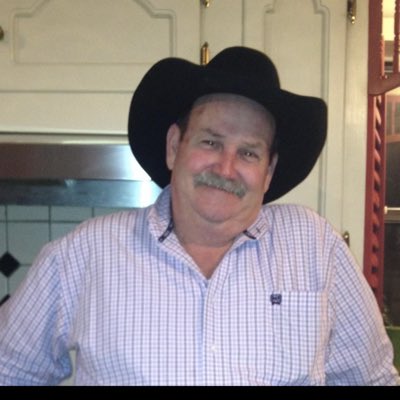 cappersstable's tweet photo. #NewProfilePic https://t.co/3hJWQ4sDXK