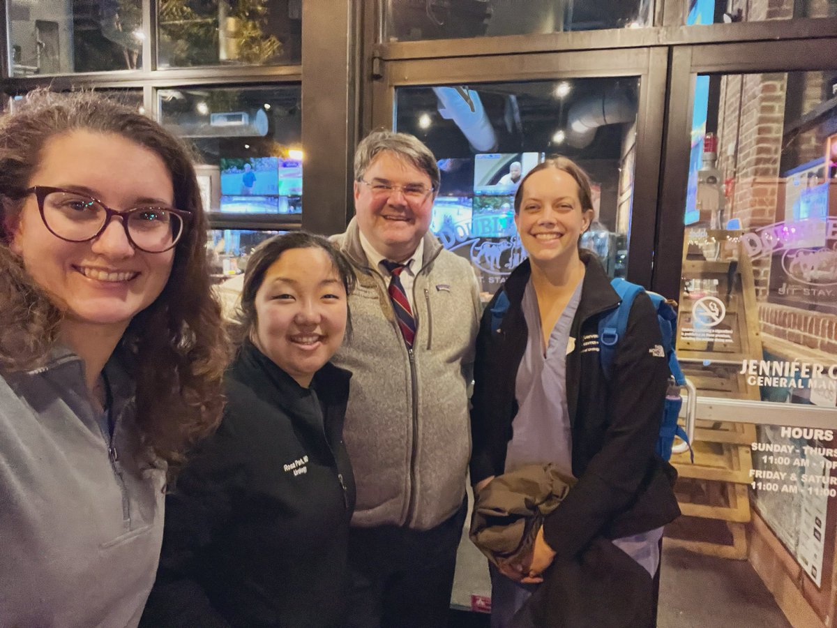 emsebesta's tweet photo. We thoroughly enjoyed hosting @SIU_URO_RES PGY3 Tiffany Damm as part of the @sufuorg Rodney Appell Traveling Preceptorship @VUMCurology this week! @rparkMD @StuReynoldsMD https://t.co/bjO7xBCTIs