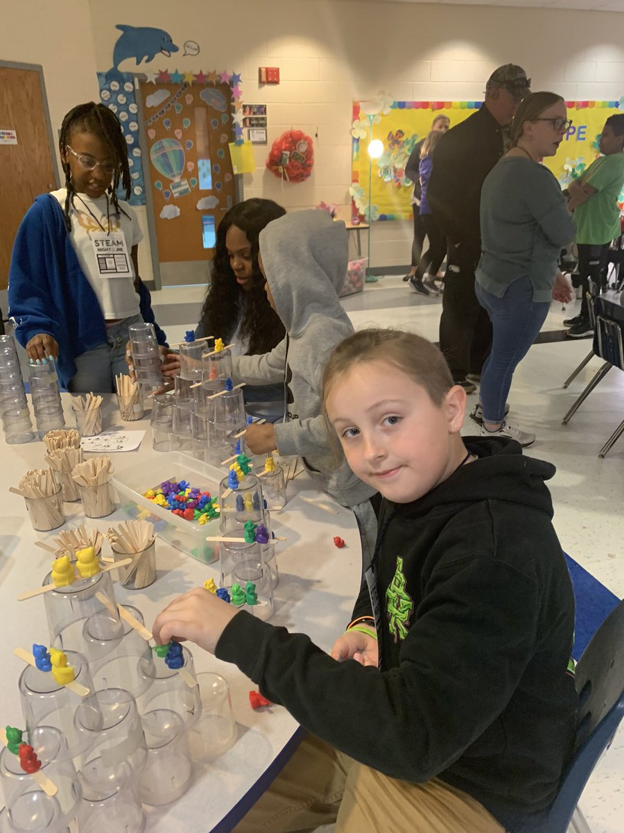jamesriverdolph's tweet photo. Reflecting back to S.T.E.A.M. night! It was an amazing evening of learning and engagement! #resilienceattheriver #wearewjcc #riverstrong https://t.co/i8N7w6rUiQ