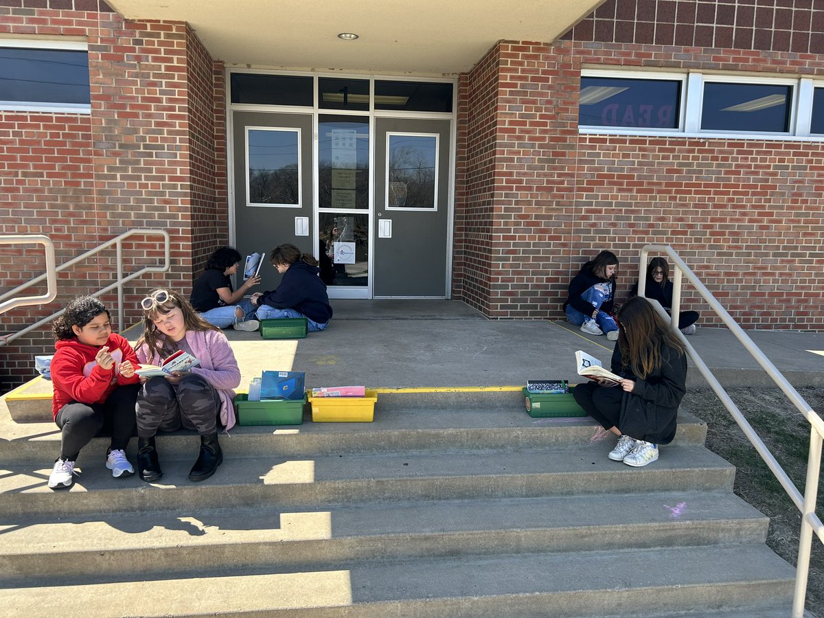 Allie Kelly tweet media