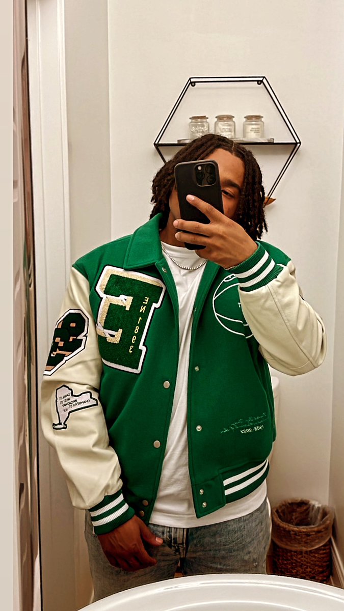 IceTray_Zay's tweet photo. THE WAY THINGS GOING - Future https://t.co/ulKmh6DLaR
