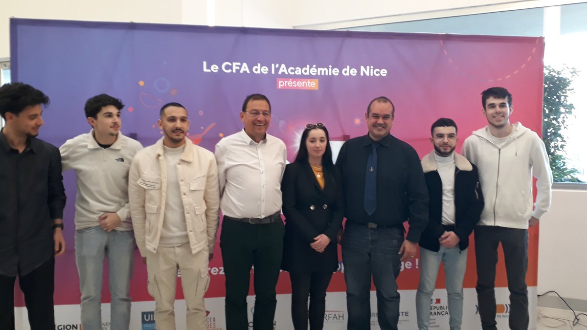 Superbe soirée au palais des festivals de Cannes pour mettre en valeur les réussites de l'apprentissage et du CFA académique régional de Nice 👏👏 Bravo aux apprentis du <a href="/Lycee_Bonaparte/">Lycée Bonaparte</a> !