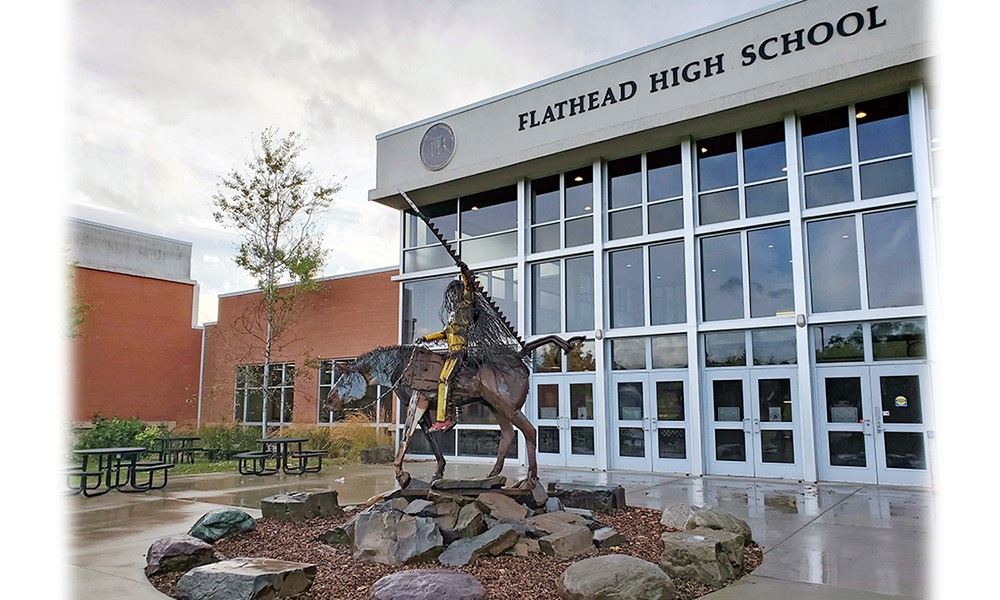 Flathead_HS's tweet photo. Spring finds its way to the FHS campus.  Students are in the home stretch of the school year, focused on learning, yet many have a tinge of anticipation of summer. Love this time of year! https://t.co/CwYrbz8Hrx