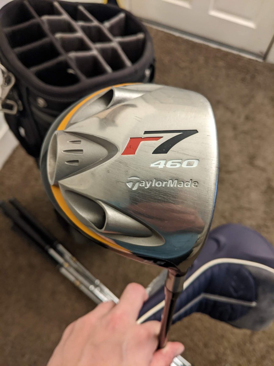 GCrewGolf's tweet photo. Taylormade R7 Set (2/2)
T: Thought the driver might be a little worn because the cover was, but it was the most pristine R7 I've seen. Anyway, added a TM hybrid I picked up along the way, posted the set, and got that $270 you saw up there.
wow.
Progress: $1575 (!!!!!) https://t.co/5kt4BcZ7yL