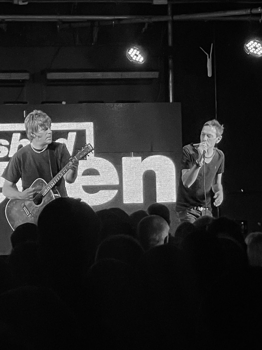 Great night <a href="/shedseven/">Shed Seven</a> <a href="/Ricktw1tter/">Rick Witter</a>