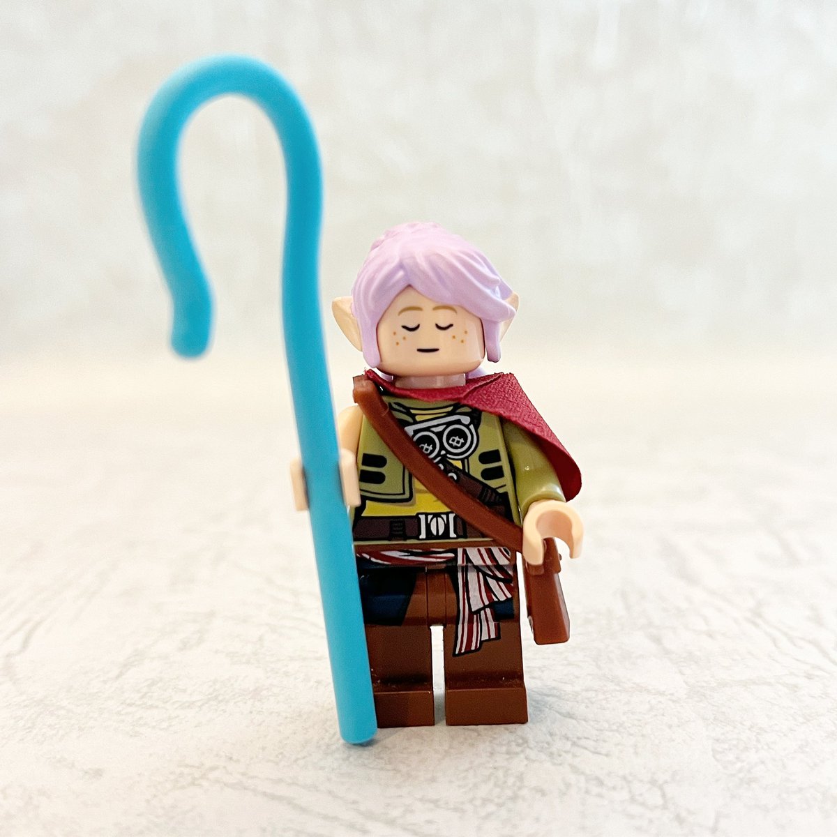 fig_Lab's tweet photo. Re;No.0005
Name:アルディラ・“ミラ”・ココ
Race:? / 女
Age:17?
Belongs:クックテイル海賊団
Job:魔法使い
Ability:守護魔法
Personality:魔力感知が鋭く基本的に目を閉じている
https://t.co/xxoWfAxFlG
#minifigworld #フィグラボ #ミニフィグ研究所 #minifiglab #figlab #LEGO #レゴ https://t.co/sD7ac0r8yz