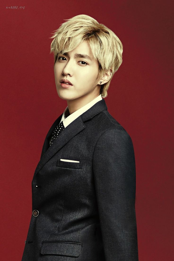 Happy anniversary Exo ke-11 Kris and All members, I hope you can gather together even if it's just to eat together 🫂✨