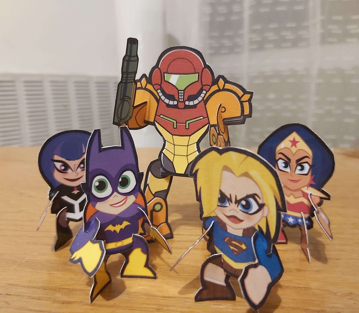TaftoCrafto's tweet photo. 🇺🇾 Próximo 15 y 16 de Abril vamos a estar por primera vez con todos los #papertoys en una feria! 

Nos vemos en #Super8 en el @MercadoFerrando!! ✂️ https://t.co/lgdctmhdo1