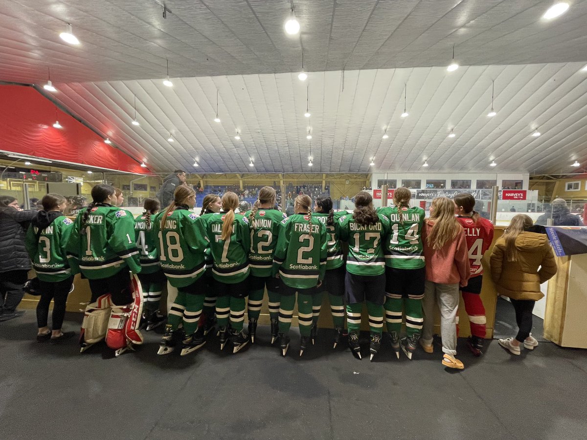Small delay in our game as we watch the DJHL GU13 AA Provincials, Puffins vs Ravens as they played 2 OT Periods and now going to a shoot out.
Some amazing female hockey being played.