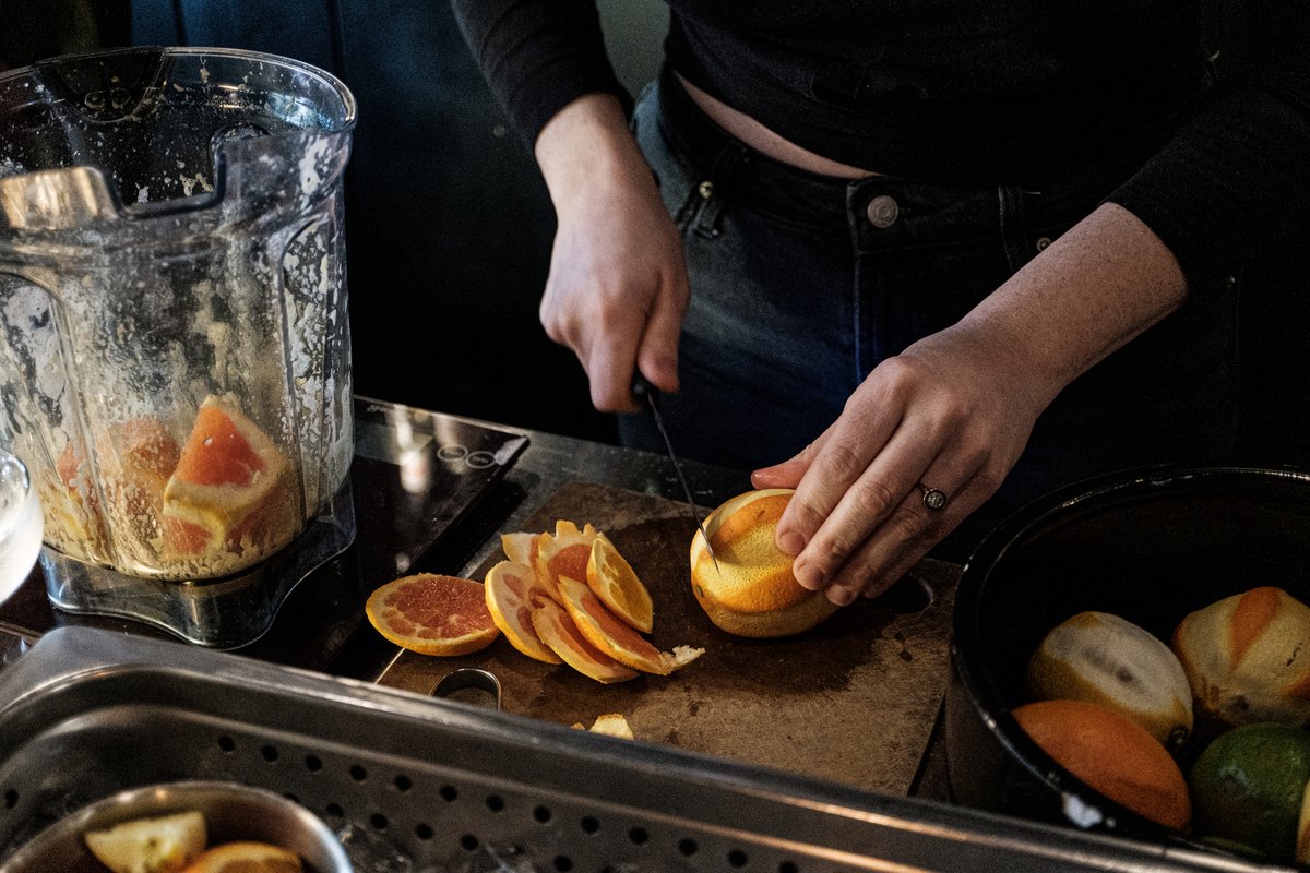 The making of our mandarin sorbet for our new spritz!

Prepping for our house made Grand Mariner orange sorbet in the Signora Blu Spritz!