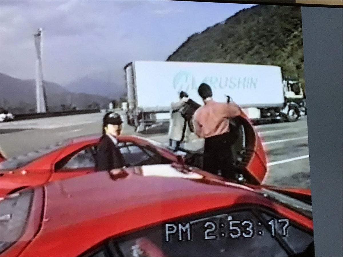 takamizawa_f's tweet image. F40の車内でゲ○したことがあるのは世界中探しても自分だけじゃないかと思う。※写真2がゲロった日のフェラーリブランチスペチアーレの帰り道に叔父さんちのと2台で寄ったPA。今週はそのF40をiDingへ運び、エンツォベースのF-07も見れました！
#F40 #iDing #F07 #F40ゲロ