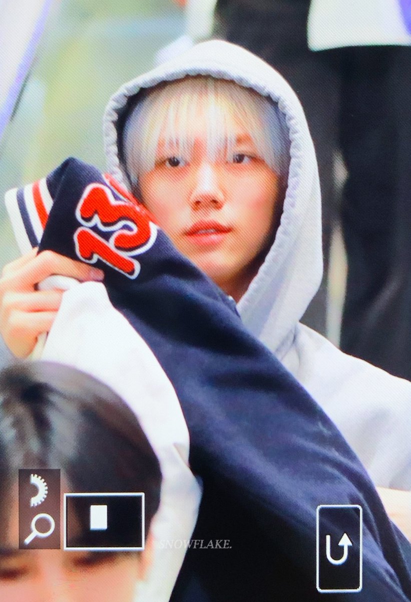 230407 CDG

#성민 #안성민 #SEONGMIN #크래비티 #CRAVITY #대장토끼의_하루