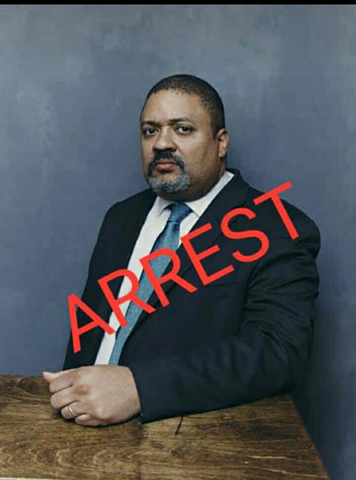 techguru110's tweet photo. @Ilegvm Arrest Bragg for prosecutorial misconduct, corruption and abuse of power!
He and his office should also be charged for leaking grand jury info to left wing media --which is a felony!
#ArrestBragg
#BraggIsCorrupt https://t.co/dV5SBfpikz