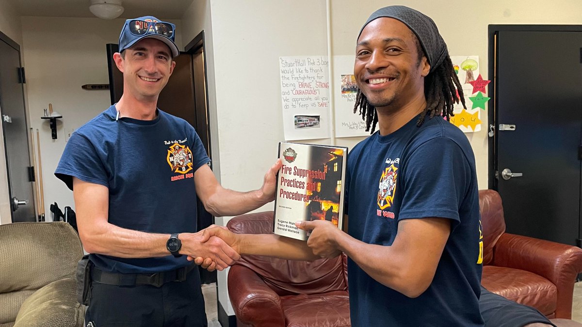 With promotional testing on the horizon, Captain Steele passes down a book to Firefighter Taylor. #passthetorch
#iaff632 #noffa #nolafirefighters