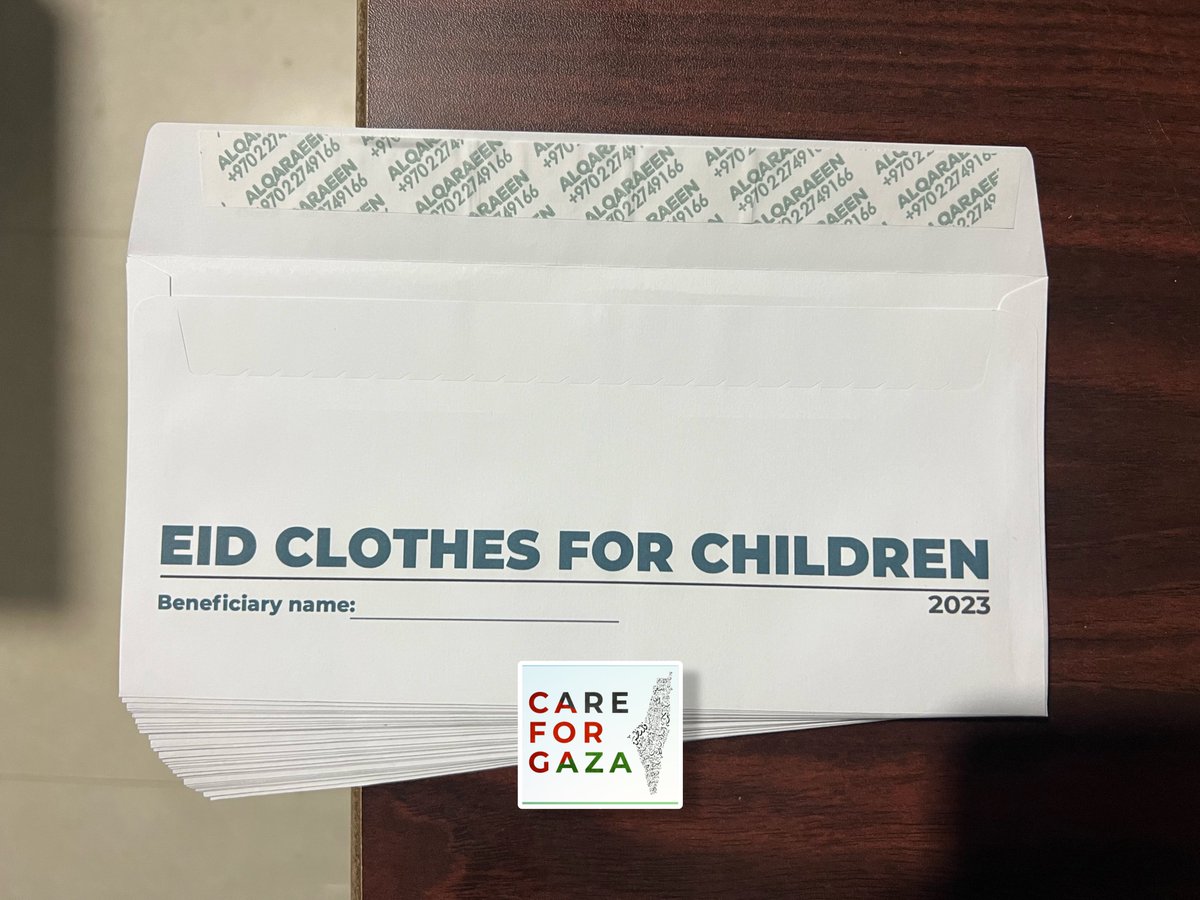 MuhammadSmiry's tweet photo. Eid is around the corner and people have begun contacting me for Eid clothes. Maximize your rewards by providing Eid clothes to the children from impoverished families in Gaza.

To put a smile on a child’s face donate using the link below (30$ for a child)
https://t.co/EwWvUwHFAX https://t.co/AzgSuu5hBt