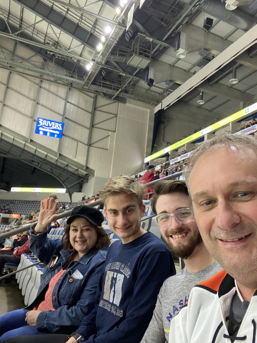 #LetsGoKomets
Hockey night in Fort Wayne!