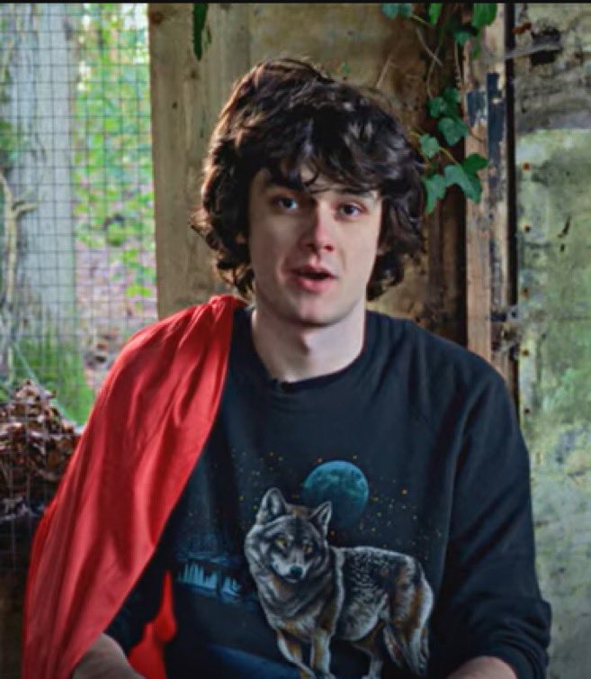 rylee on Twitter: "WATCHING AND DREAMING HUNTER LEAK!!"