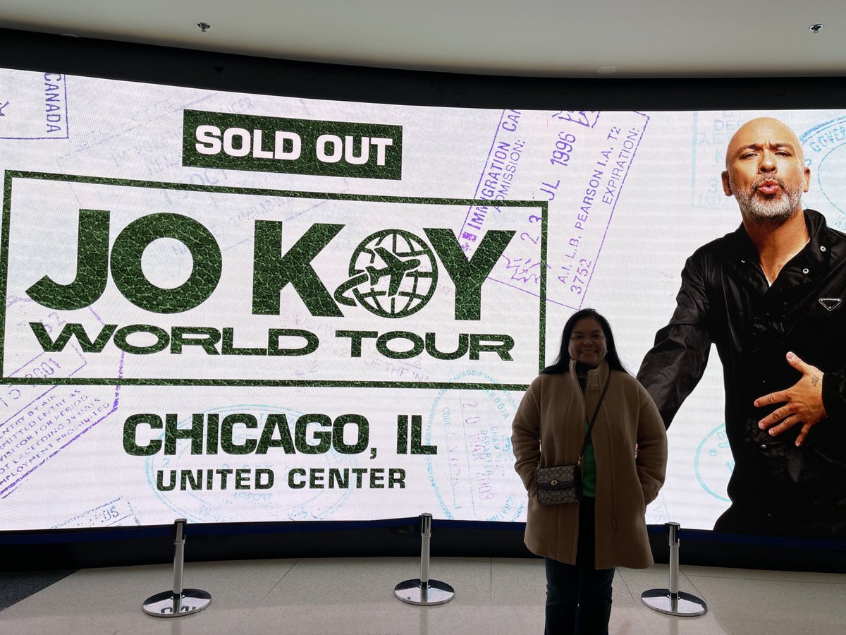 shutupmike2's tweet image. Comedy night ⁦@UnitedCenter⁩ with ⁦@Res_Judicata_⁩ from Cali it’s laugh time ⁦@ItsLeeWilliams⁩ ⁦@Lannatexasgal⁩