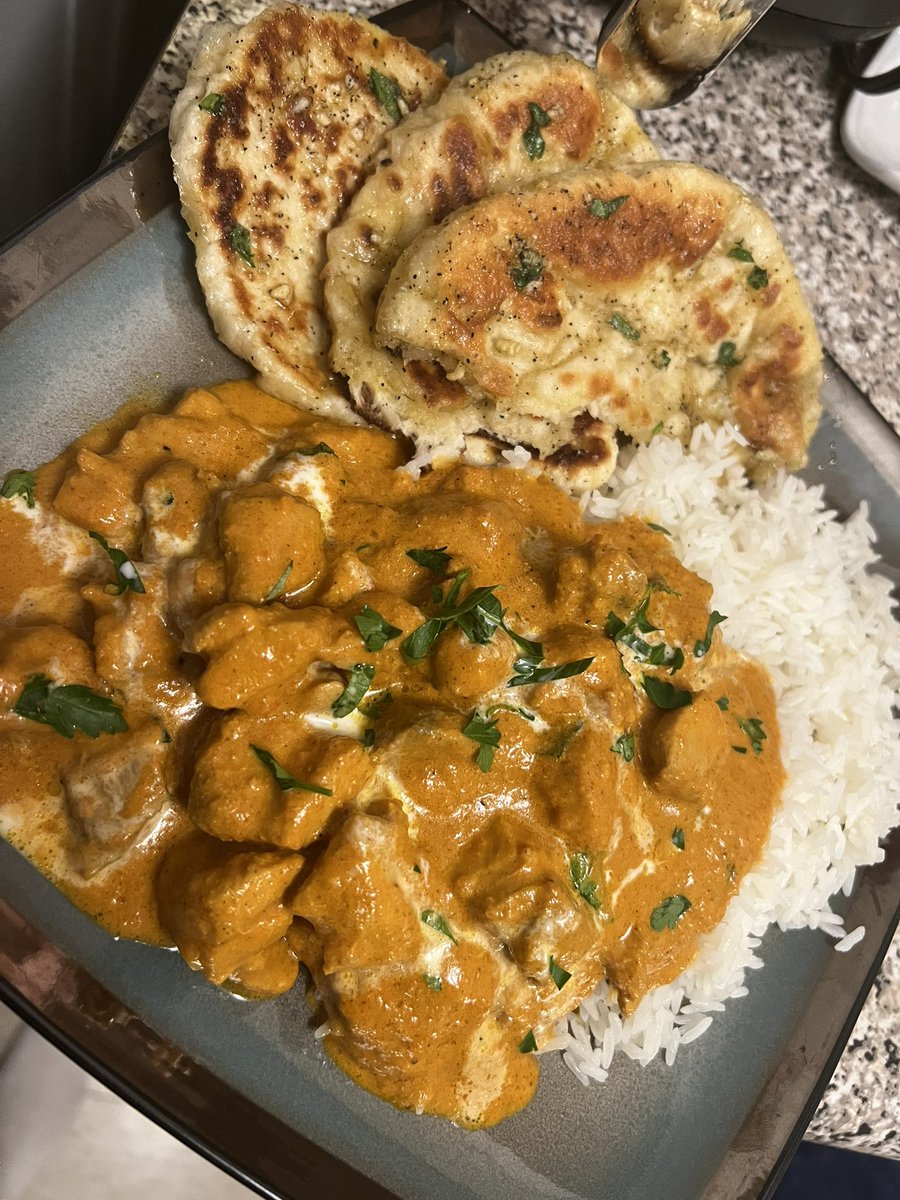 Talynaxo's tweet photo. No Gordon Ramsay but I do this shit cause I love it. #hotchef #iykyk https://t.co/28XGpovgWP