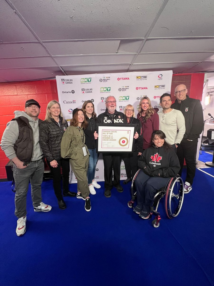 Gerry Peckham being honoured for all his work as High Performance Director ⁦⁦<a href="/CurlingCanada/">Curling Canada</a>⁩!  Congratulations Gerry!