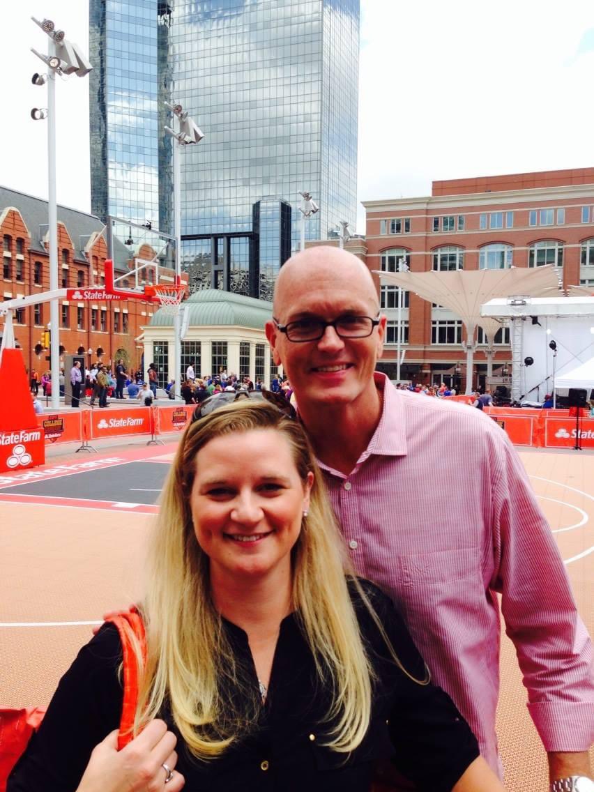BryanMo94438910's tweet photo. @notthefakeSVP  you couldn’t have been more nice to my wife in Fort Worth 9 years ago.  Granted, her Terps helmet probably helped..   Thank you sir.   We still talk about it.  Semper Fi https://t.co/1UVKwThFS0