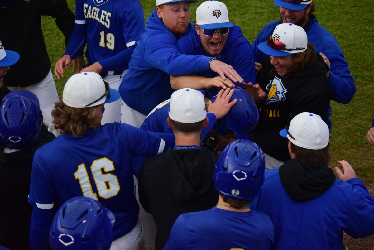 .<a href="/MSUEaglesBsball/">Morehead State Baseball</a> took the series over Canisius on Friday behind a five RBI game from Colton Becker, eight strikeouts from John Bakke, and Carter Sakamoto's first Morehead State home run. 

Story: bit.ly/3nX8SeB

#SoarHigher