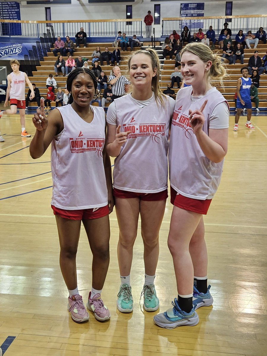 GirlsBkb's tweet photo. 3 on 3 Champions of the Ohio/Kentucky All Star Game!  @Milford_Eagles https://t.co/Qc1BFYcXNQ