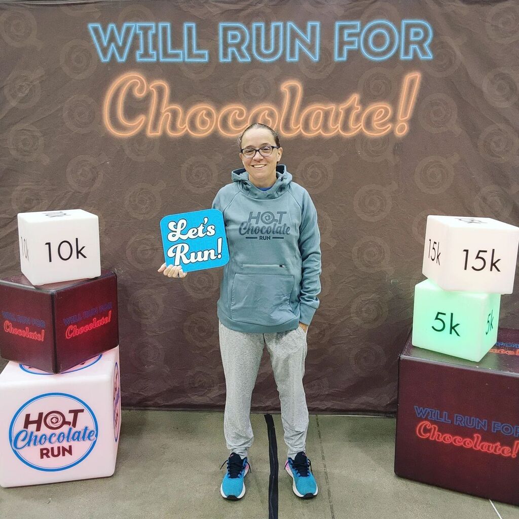 Let's face it!! I'll do most things for chocolate......apparently even run a 10K!?!?
.
@hotchocolaterunseries 10K tomorrow morning in Minneapolis!  #hotchocolaterun #10km #10k #runnerslife 
.
.
.
.
.
.
#runminnesota #runminneapolis #runforchocolate #runn… instagr.am/p/CqwP_BUMVZc/