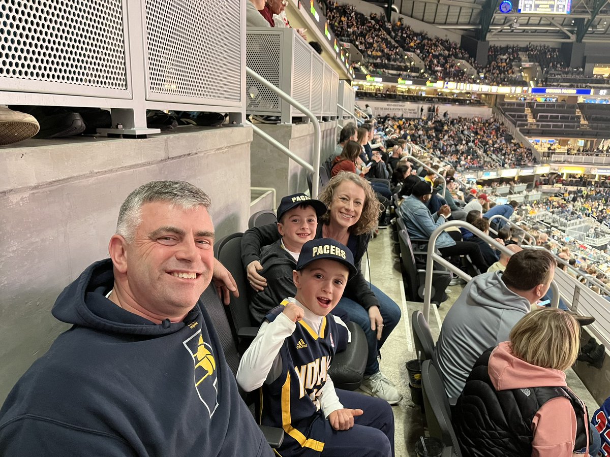 Let’s do this, Pacers! 4Klops! #pacersgamenight