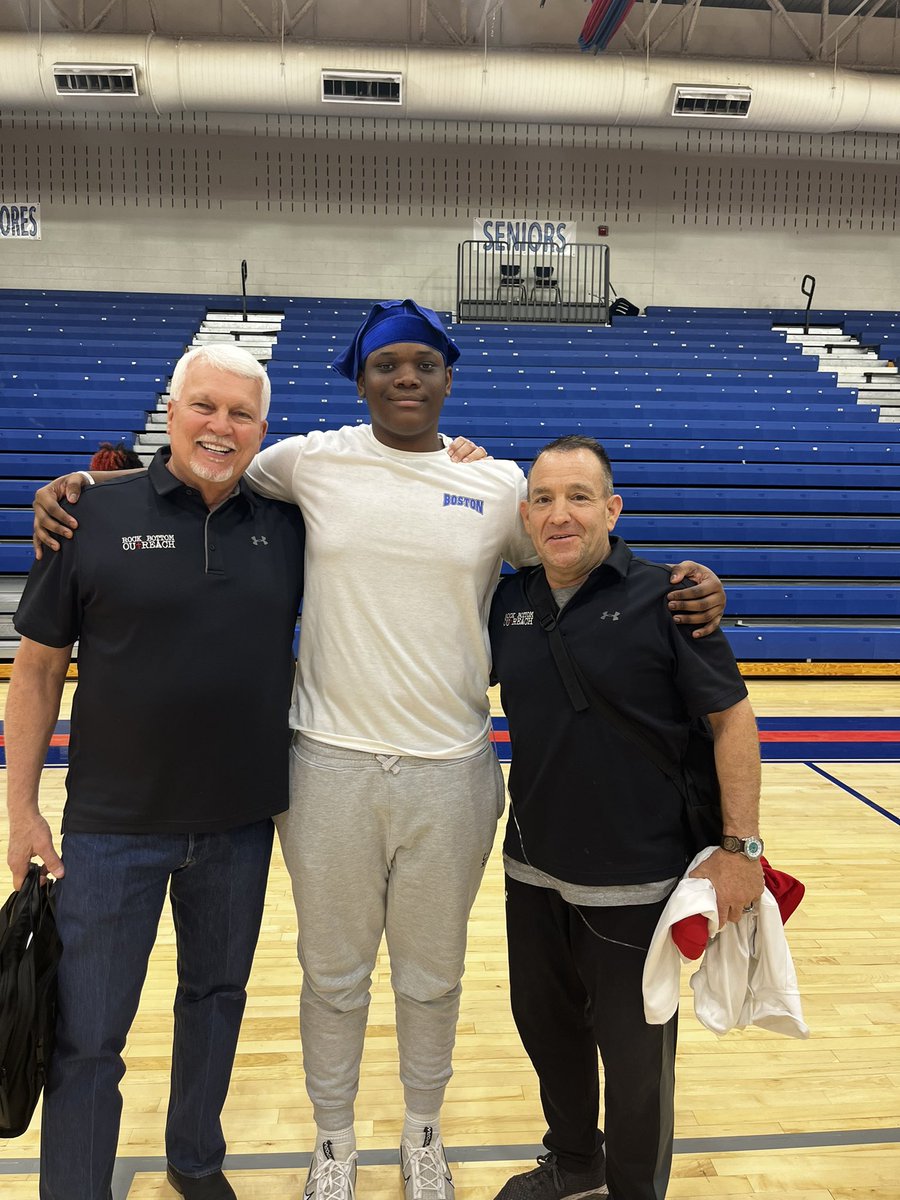 RockBottomOutreach tweet media