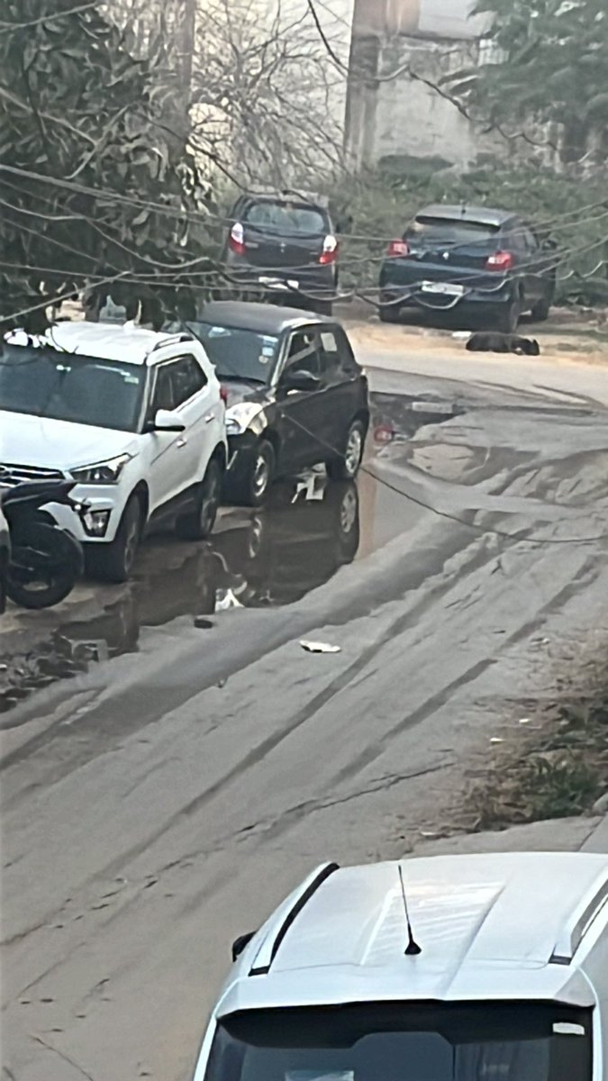 GargAshish1990's tweet photo. @OfficialGMDA @cmohry When will you fix roads and sewage in Sector 46, Gurgaon. Mess created by @MunCorpGurugram @mlkhattar @PMOIndia @narendramodi . @AAPHaryana when will you take over #votebjpout https://t.co/76ZzejWYYr