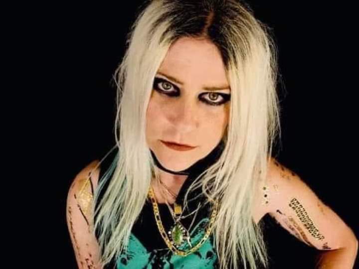 I\d like to wish a happy 60th birthday to Donita Sparks, lead singer/rhythm guitarist for L7!  