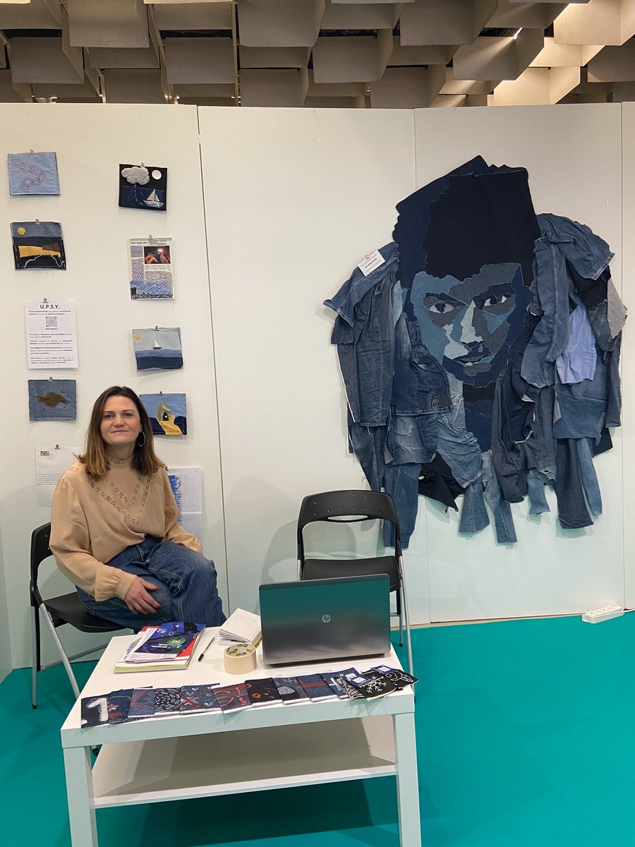 UpsyProject's tweet photo. Abbiamo così tanto potenziale tessile sprecato che non ci resta altro che utilizzarlo in modo creativo, dinamico e innovativo per spiegare ai futuri green designer che il livello che possono raggiungere e’ alto.
#scartitessili#moda#upsy.project#tessuti#design#upcycling https://t.co/jkmG9LFa7n