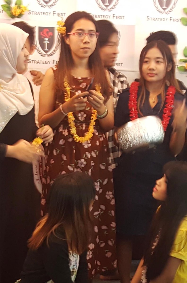 MaryNoenoe's tweet photo. Memories bring back #2018thingyan #strategyfirstuniversity https://t.co/ZOhL3hxTWV