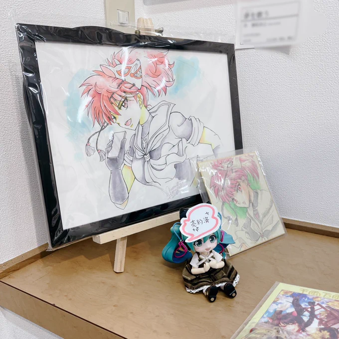 #クリエイターズSEKI展 鋼殿が過去に買ったわたくしの「2点しかない」のオリキャラ直筆イラストを持ってきてくれました自分も見るのは久しぶりで撮影させてもらいました #闇スバ #手描き