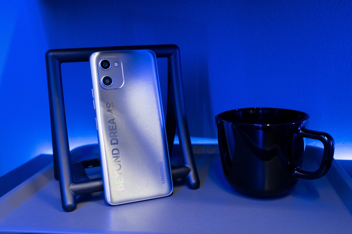 umidigi_usa's tweet photo. Say goodbye to boredom and hello to endless possibilities with your mobile phone !๐คช๐คฉ
#UMIDIGI #G1C1Max #mobilefun #entertainment https://t.co/xVJCmm6mxI