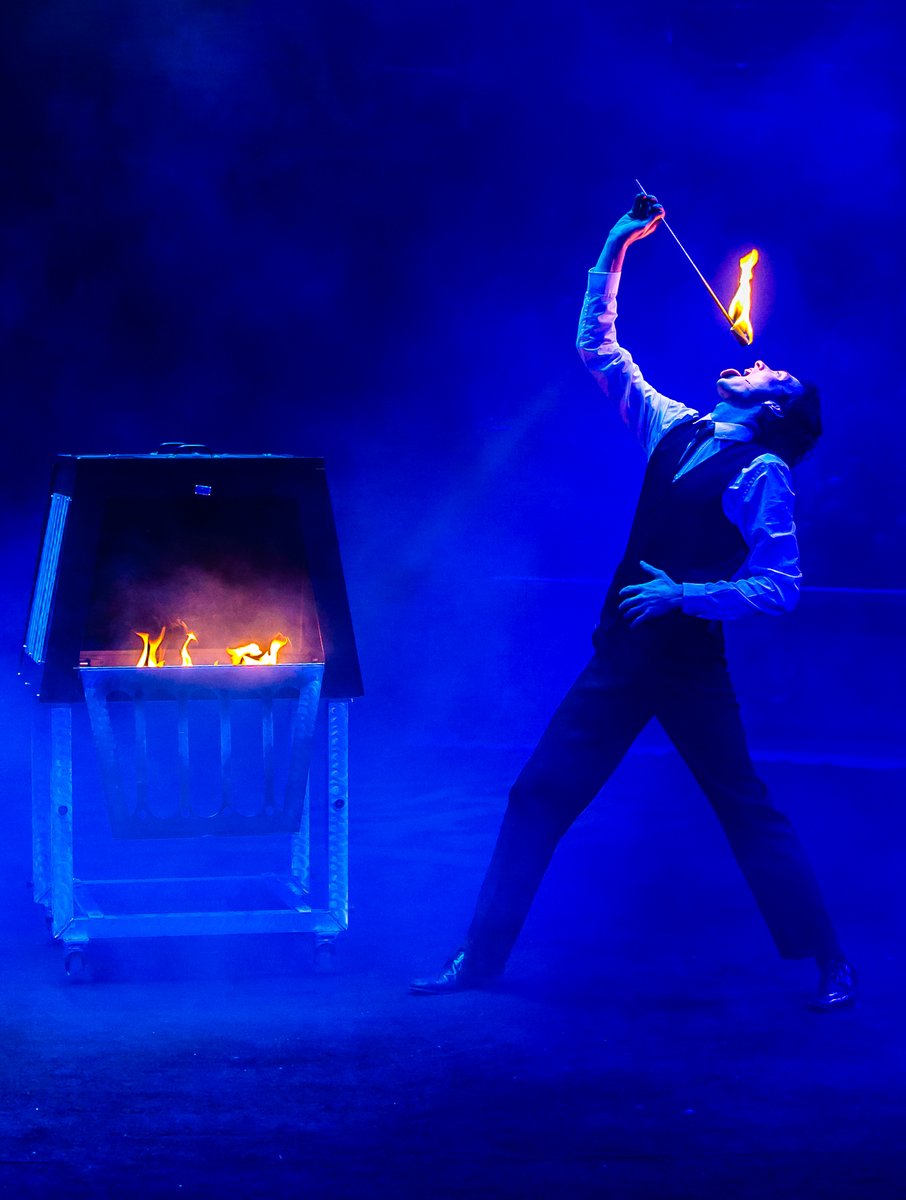 Highjinxmagic's tweet photo. High Jinx show featuring world class magician, illusionist and circus skills expert Michael Jordan at New Theatre in #Peterborough  tomorrow (Sunday, April 9), starting at 2pm. Tickets &amp; info at https://t.co/9hM5LhEoPH
@peterboroughtel
@peterborolive
@yourpcrfm
@pboronewtheatre https://t.co/7k2fRma5GO