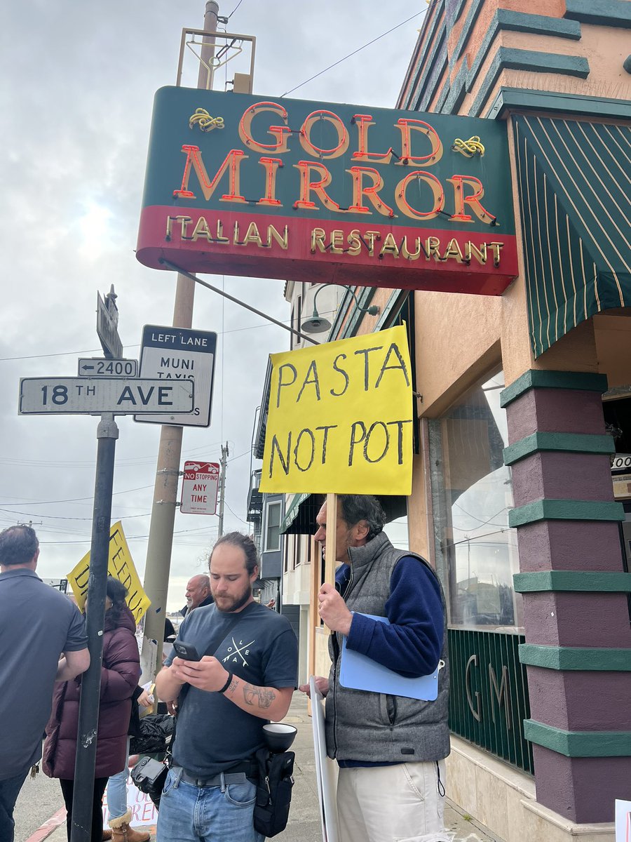 Liz Lindqwister tweet media