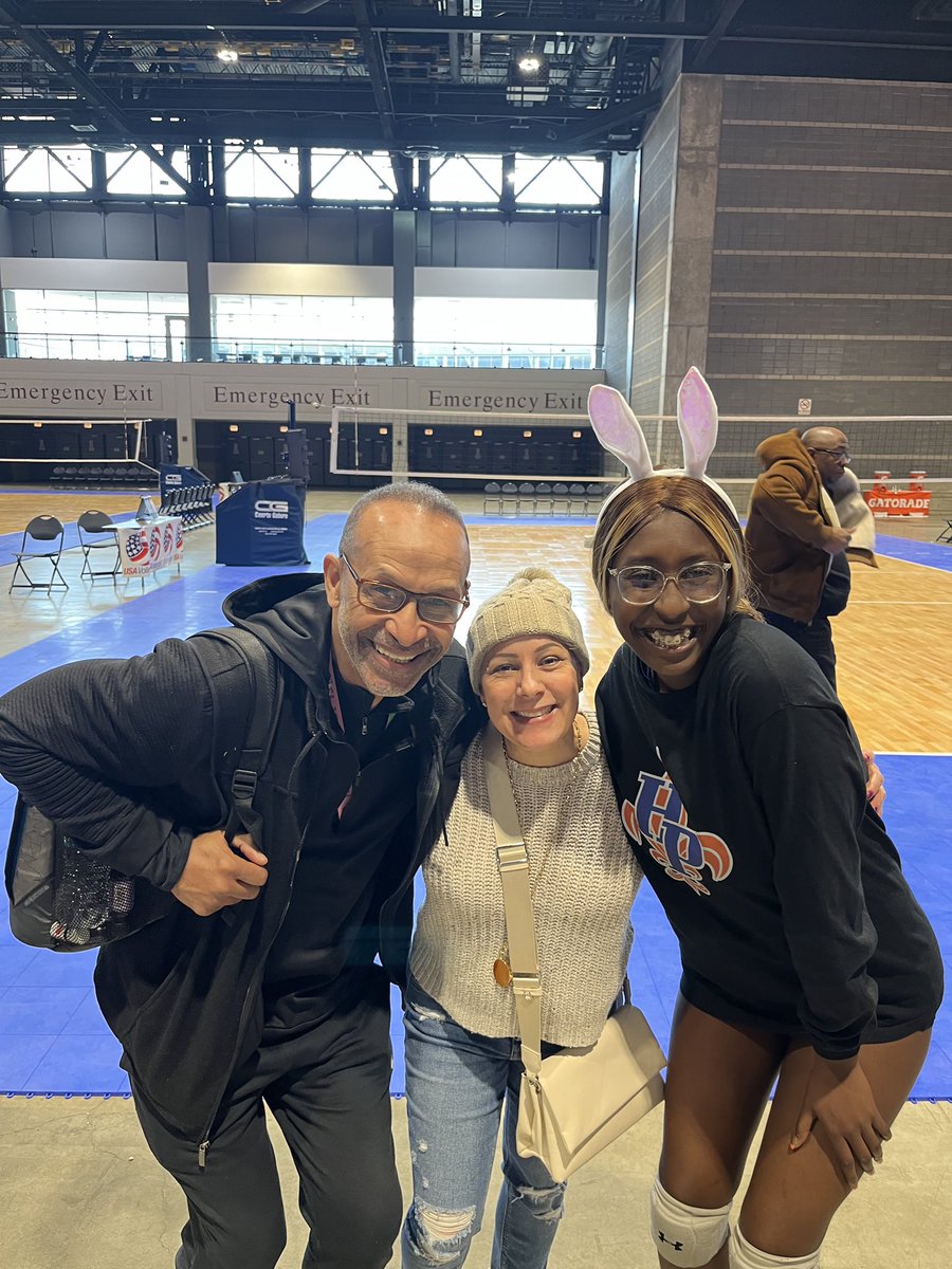 I_Am_Nicolette's tweet photo. Being a club mom is hard during season, but thankful Grace has a village of support! She wears #1 for her bday twin/fave player @thebestcomas and her @McKMVB fam shows up in support with Papa! I’m a lucky girl so many ppl love my kid! https://t.co/QPNYXoUA7m