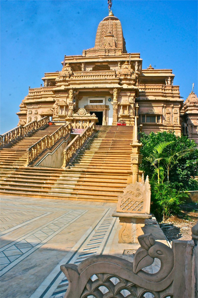sripalvardhan's tweet photo. Jain art and architecture !!
Dharma chakra teerth - https://t.co/kvq4fNffVI