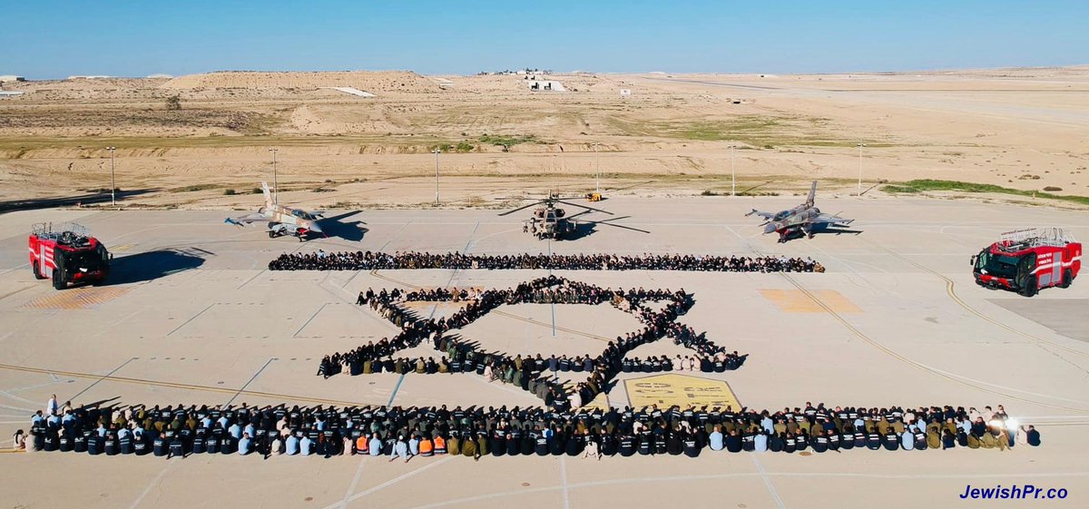 JewishNewsUSA's tweet photo. The @IAFsite Ramon airbase in southern #Israel wishes you Shabbat Shalom ❤️
#Jewish #IsraelDefenseForces #ShabbatShalom #IDF #DefendIsrael #Democracy
#Passover #DefendingIsrael #Jerusalem
@IDF @IDFSpokesperson @LtColRichard @LiorHaiat @IsraelMFA @jfederations @AIPAC @JoelLeyden https://t.co/IilvaIh8Er
